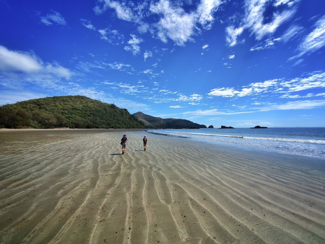 Road Trip to the Best Scenic Drives and Hikes Around Mackay Queensland