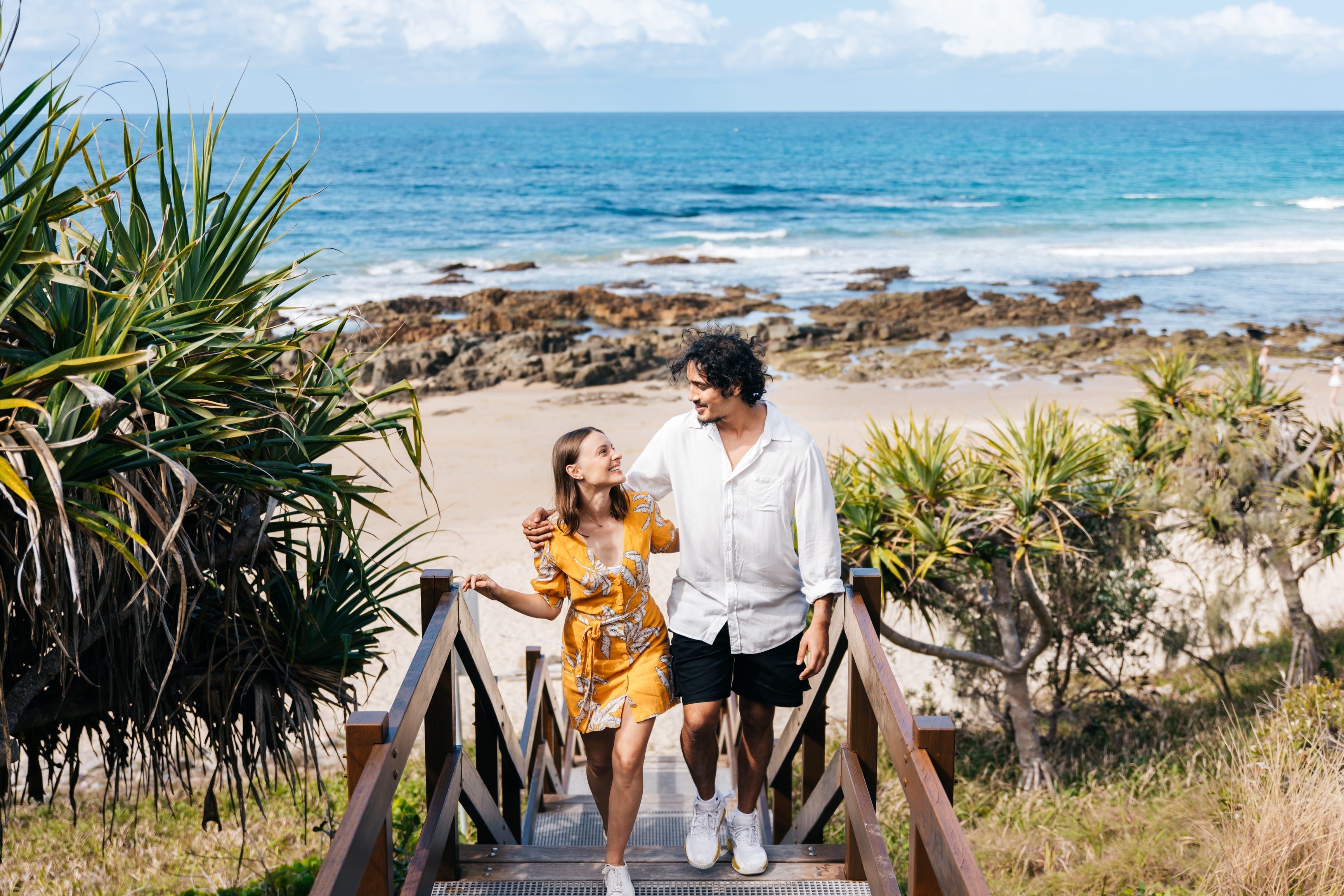 https://queensland.com/content/dam/teq/consumer/global/images/destinations/sunshine-coast/blog-images/2023_SC_CoolumBeach_Beaches_JesseLindemann_154915.jpg