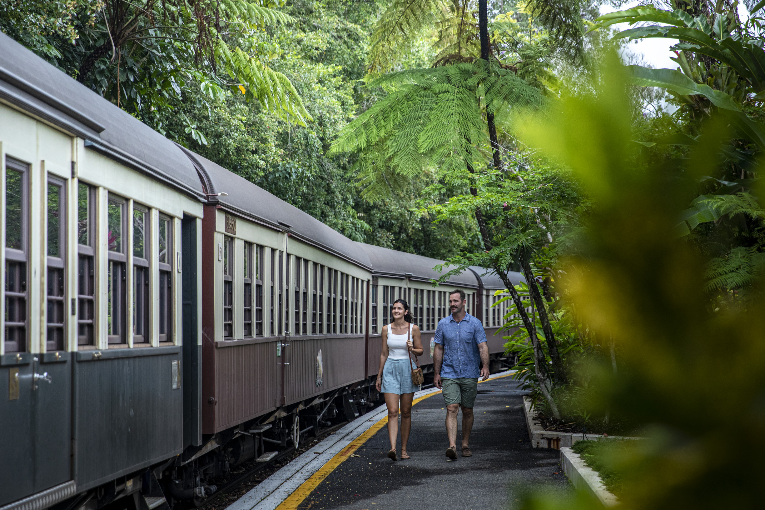 Couple experiencing Kuranda Scenic Railway