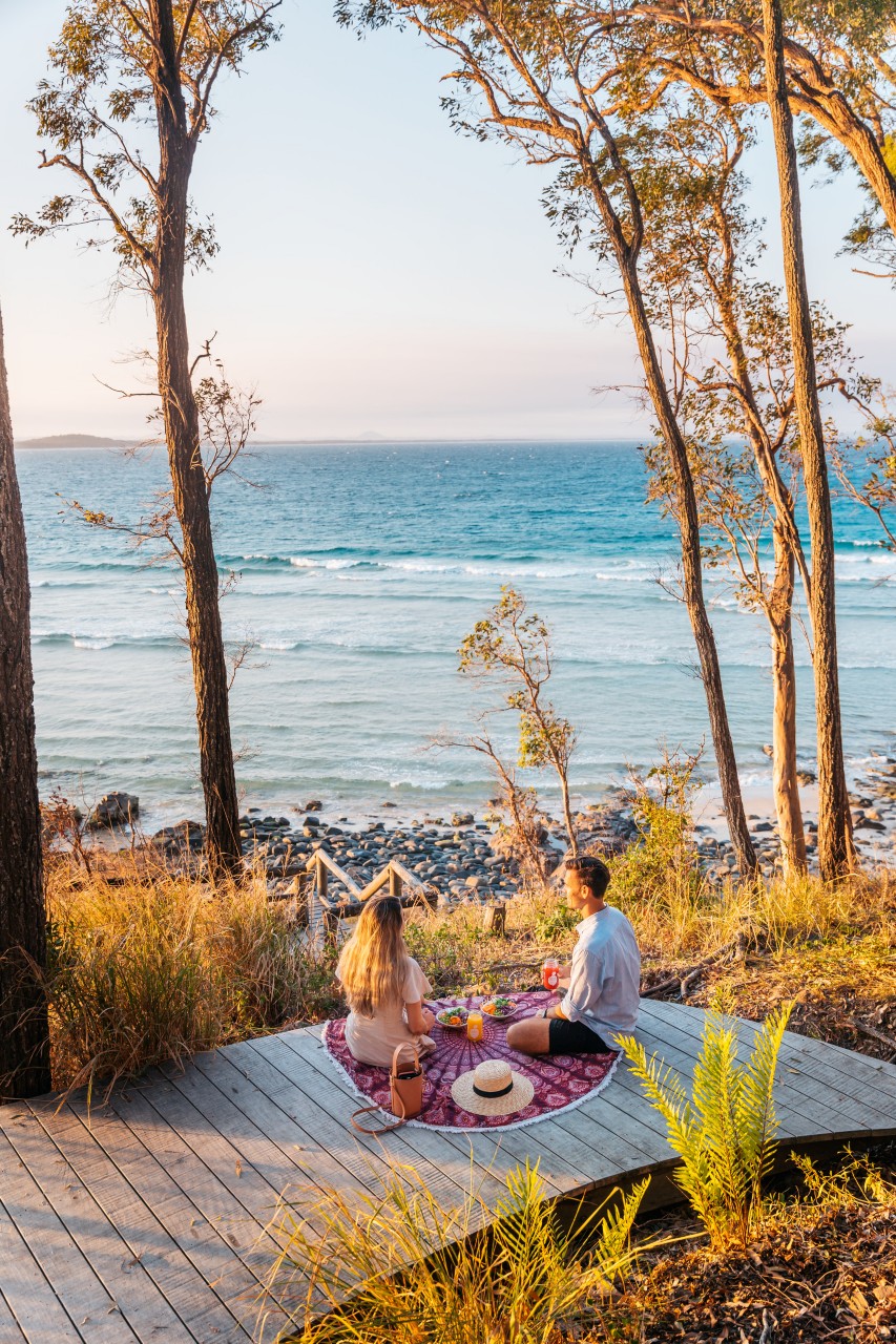 11-romantic-getaways-experiences-in-queensland-queensland